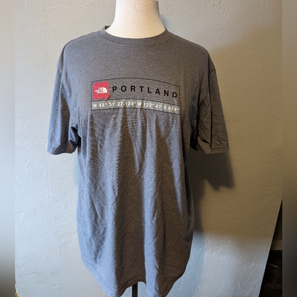 North face Tshirt